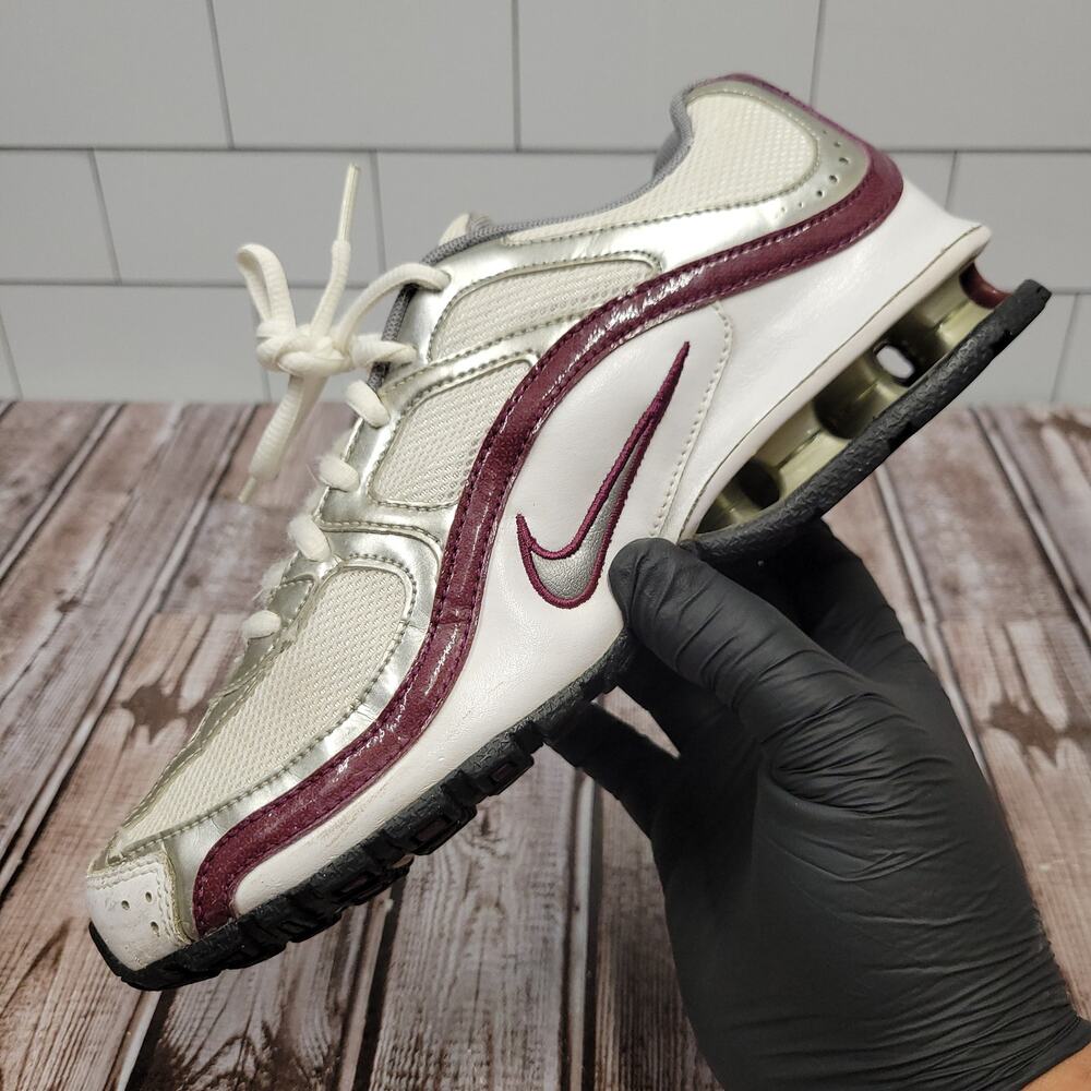 Nike Shox NZ White Burgundy Running Shoes Women's Size 8 407987-101 - Picture 6 of 10
